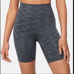 outdoor voices medium biker shorts